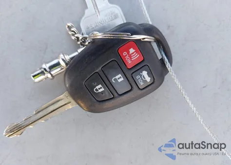 2014 Toyota Corolla S/S Plus/S Premium z USA, uszkodzony, nr VIN 5YFBURHE0EP163763